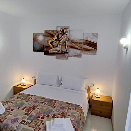 Elegante Alloggio Zona Storica Lecco Exteriör bild